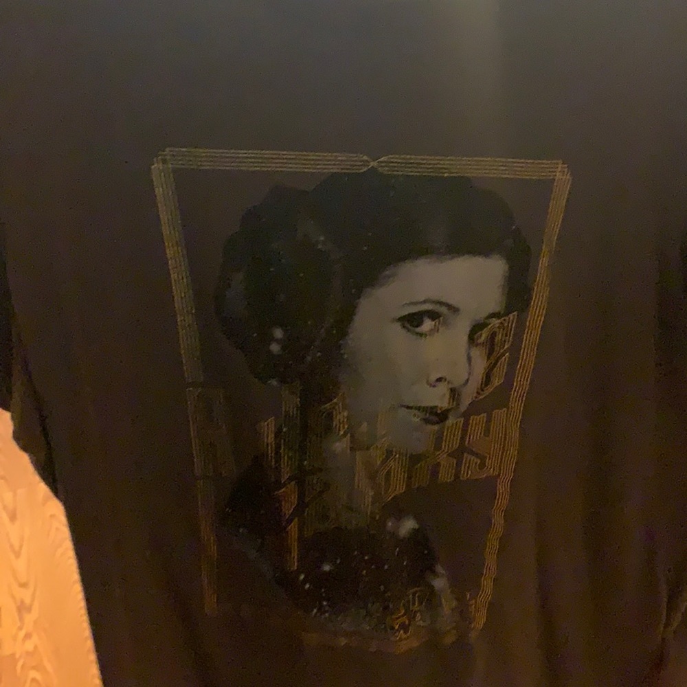 It’s a princess Leia shirts